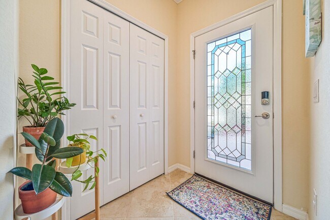 Photo - ~ 3 Bed Townhouse in Marbella with Lake Vi...