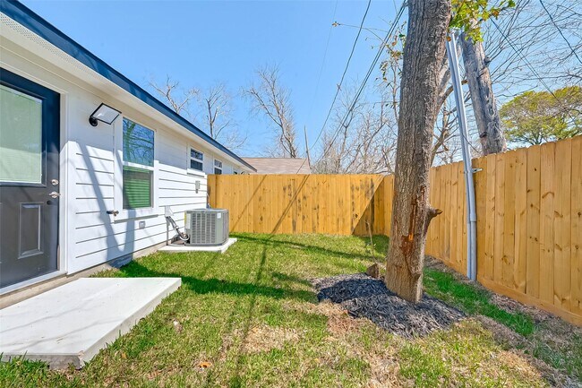 Photo - 7339 Krueger Rd