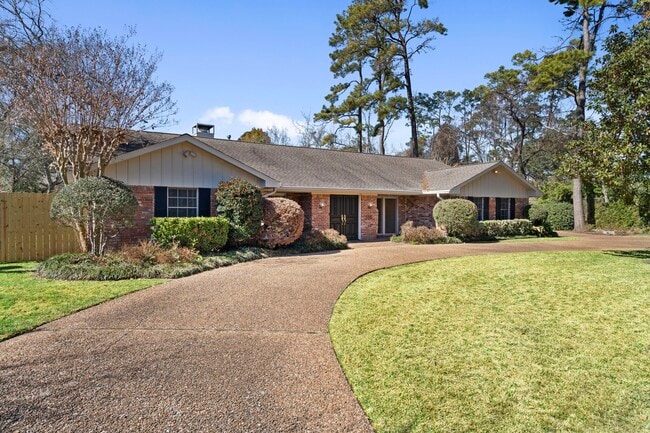 Photo - 365 Piney Point Rd