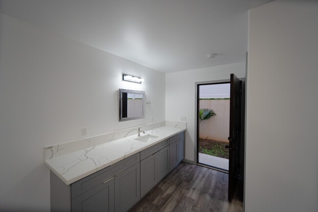 Photo - 418 Halemaumau St Unit Studio Room