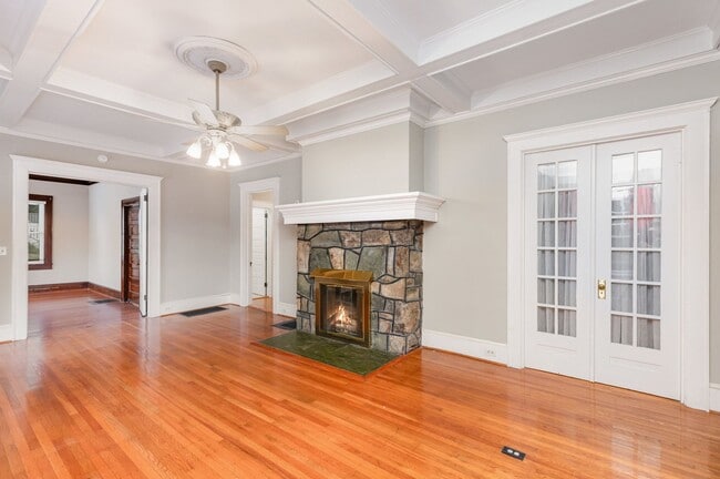 Photo - MOVE-IN READY!