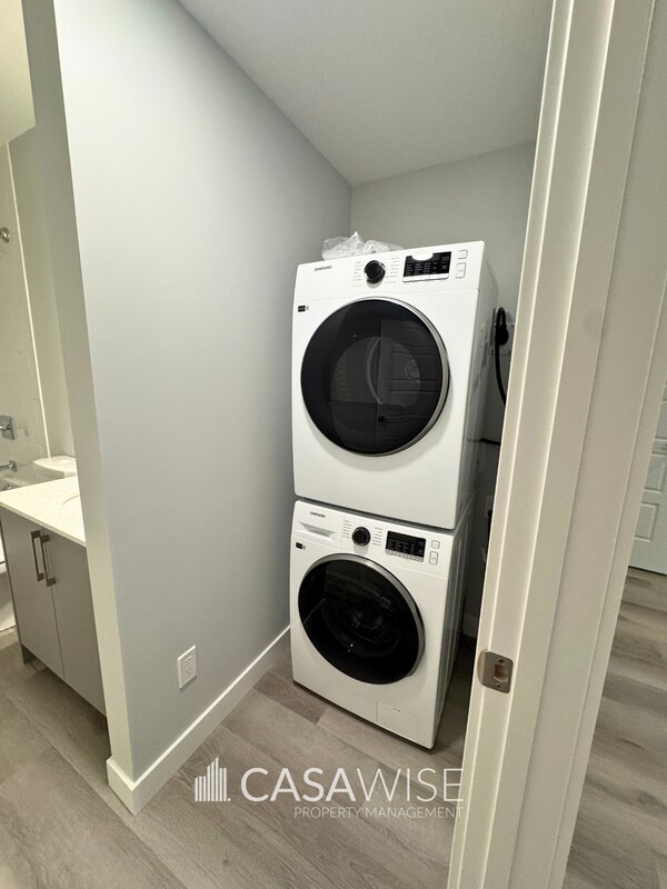 Photo - 8027 Cedric Mah Rd