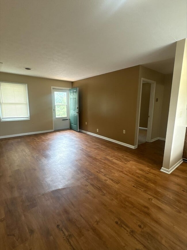 Photo - Cozy 1 bed 1 bath apartment Unit ME-12