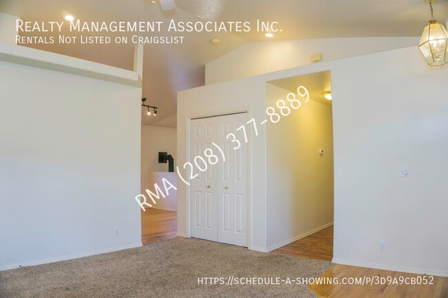 Photo - 2889 W Stallion St