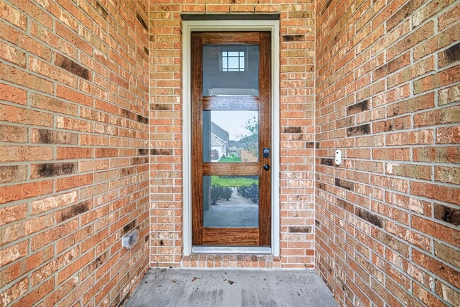 Photo - 2216 Inglenook Grv Dr