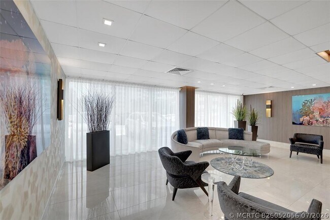 3550 Galt Ocean Dr Unidad 2003