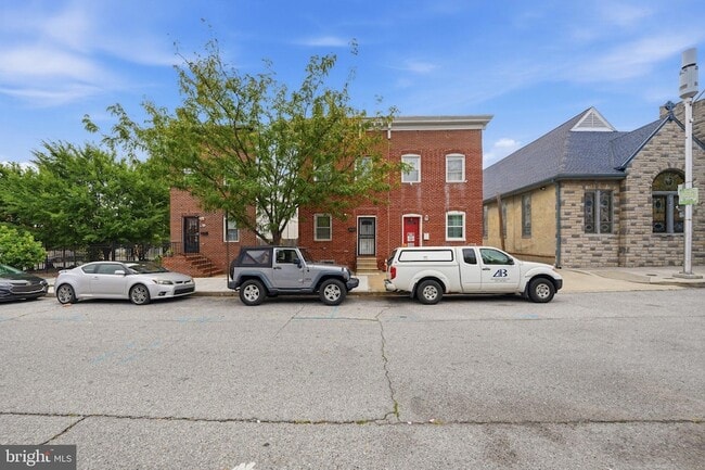 Building Photo - 231 N Chester St