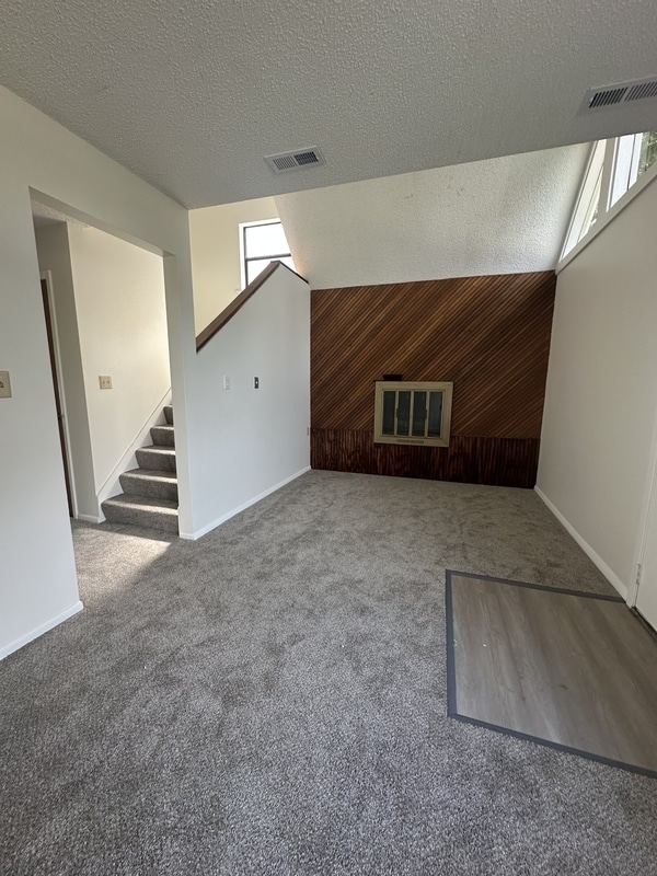 Building Photo - 630 Arkansas St Rental