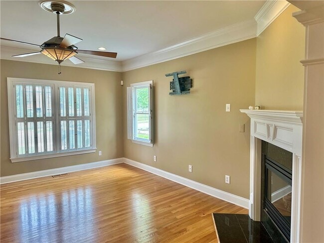 Photo - 1594 Hardin Ave