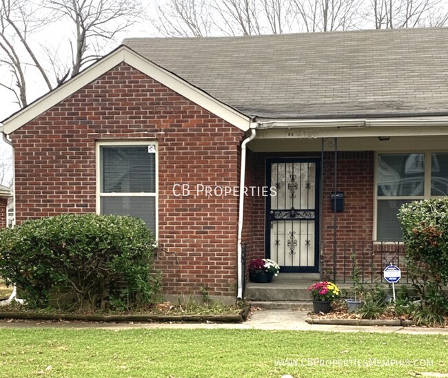 Photo - 1032 N Evergreen St