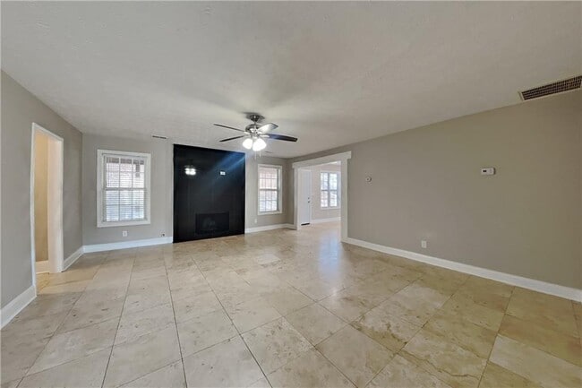 Photo - 537 Paper Ridge Ln