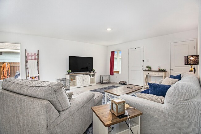 Photo - 3624 Bluebird Ln