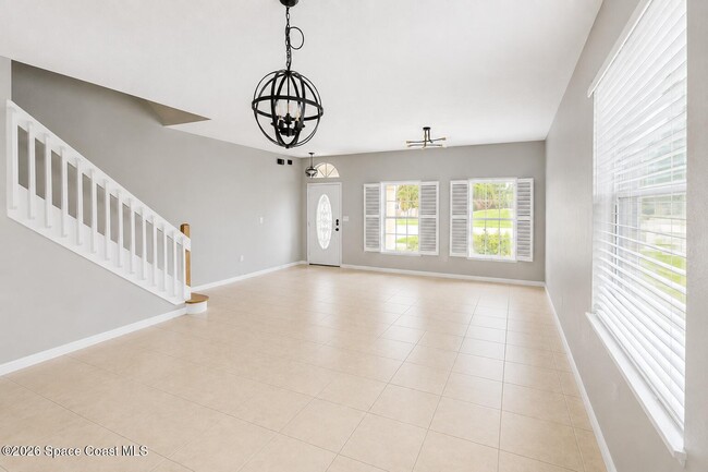 Photo - 781 Glen Abbey Way