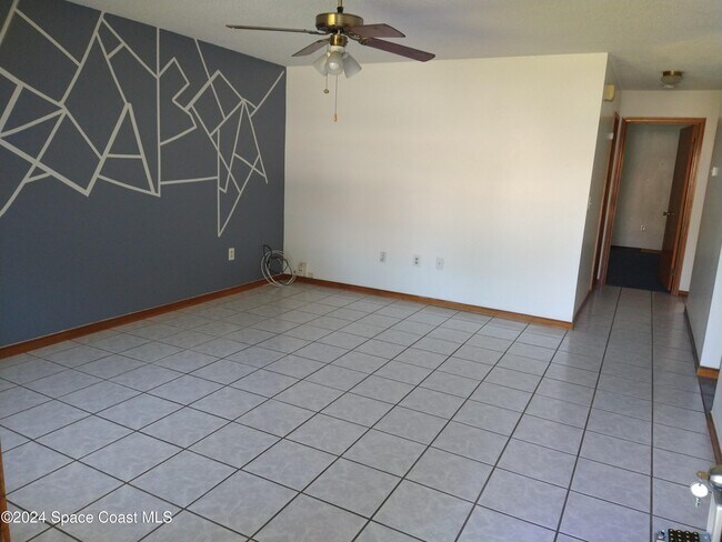 Photo - 1811 Mason Terrace