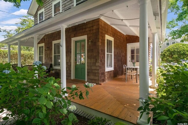 Photo - 640 Orchard St