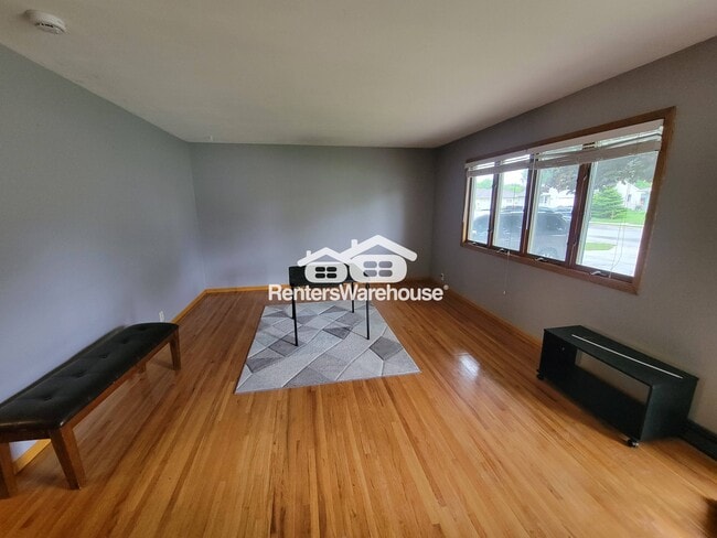 Photo - 125 Pfau St