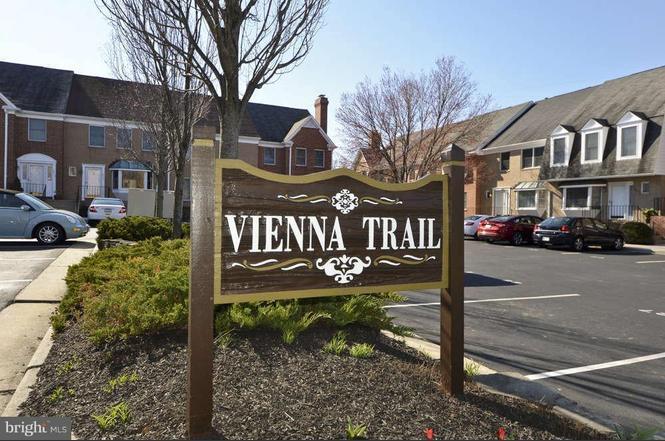 Photo - 207B Locust St SE (Vienna, VA)