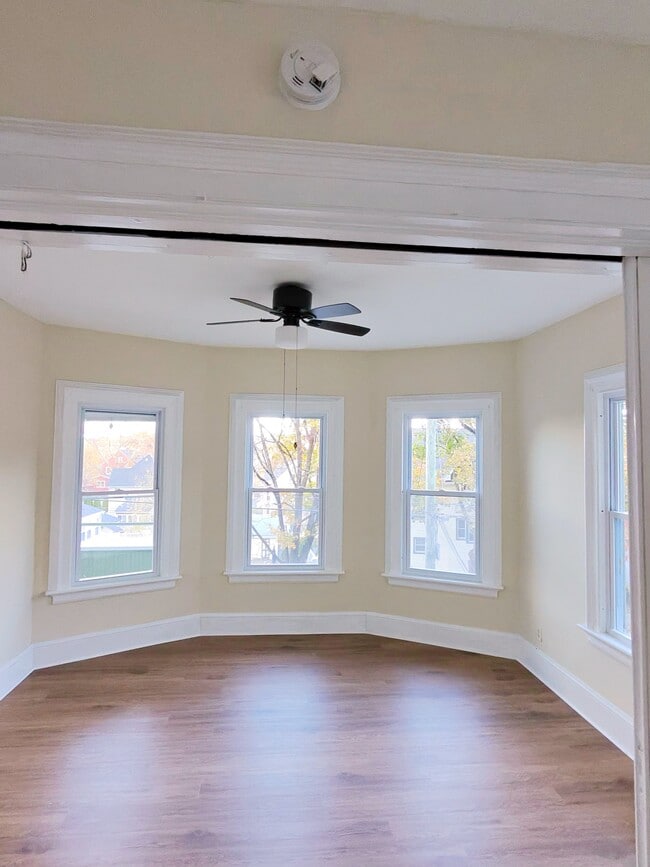 Photo - 142 Hillside Ave Unidad #2