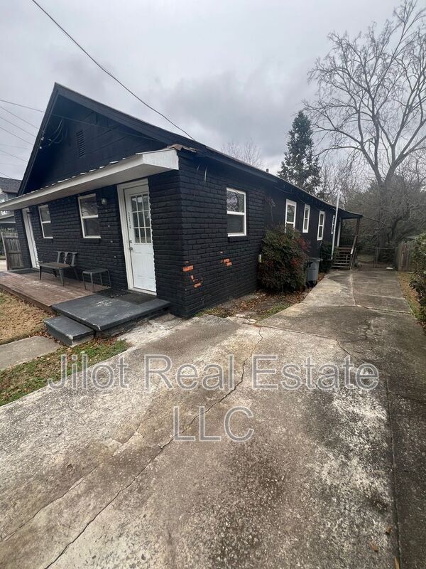 Photo - 3374 Colville Ave