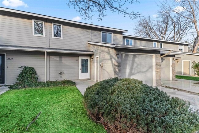 Photo - 3 Bedroom 1.5 Bathroom Townhouse in Southeast Boise