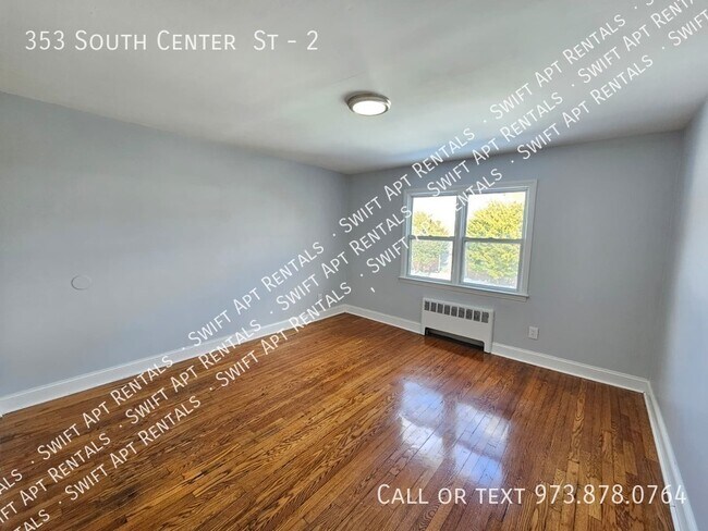 Building Photo - 353 S Center St Unit 2
