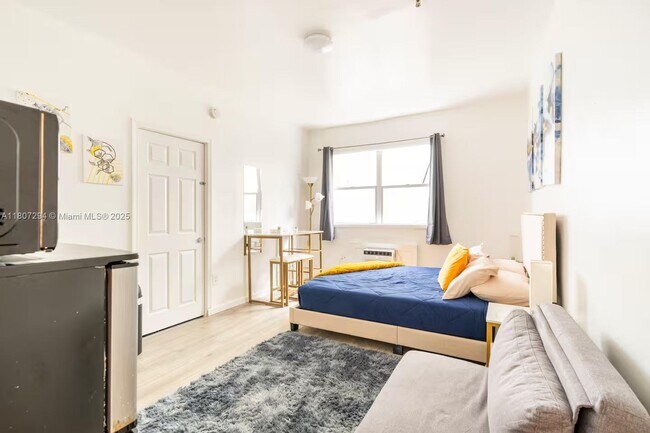 Photo - 3801 Indian Creek Dr Unit 104B