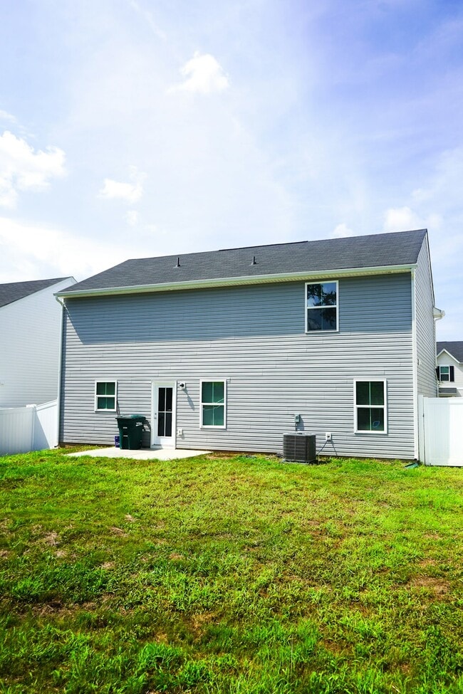 Photo - 184 Browband St