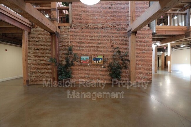 Photo - 815 Porter St Unit 102