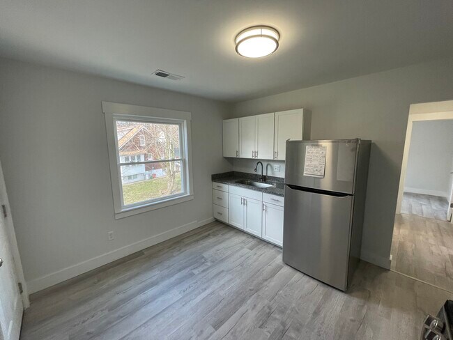 Photo - 1238 Highway Ave Unit #4