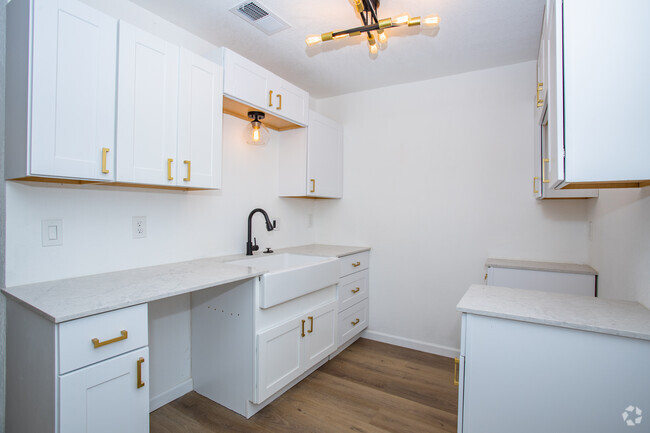 Interior Photo - Gardens At Westgate Rental