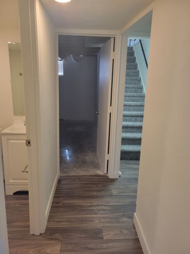 Photo - 1765 W 400 N Unidad 1767 5 bed 2 bath