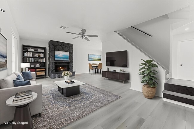 Photo - 15326 Peachmeadow Ln