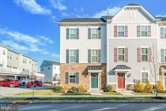 Photo - 301 Blue Welsh St Townhome