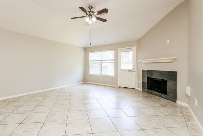 Photo - 2447 Halstead Dr