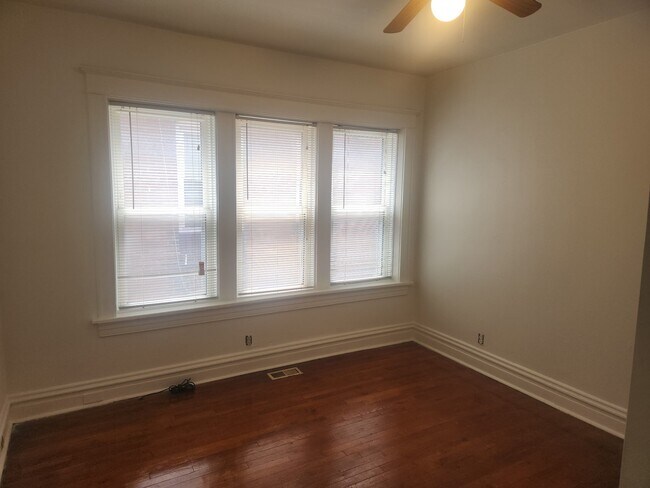 Photo - 6321 Cates Ave Unit 1e