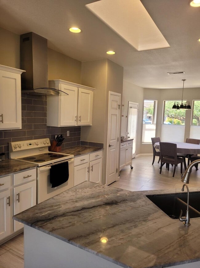 Photo - 16248 W Tuscany Way