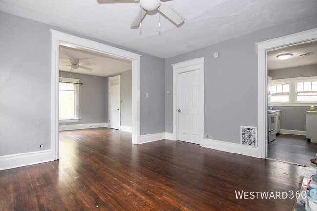 Photo - 216 N Hickory St Unit 2F