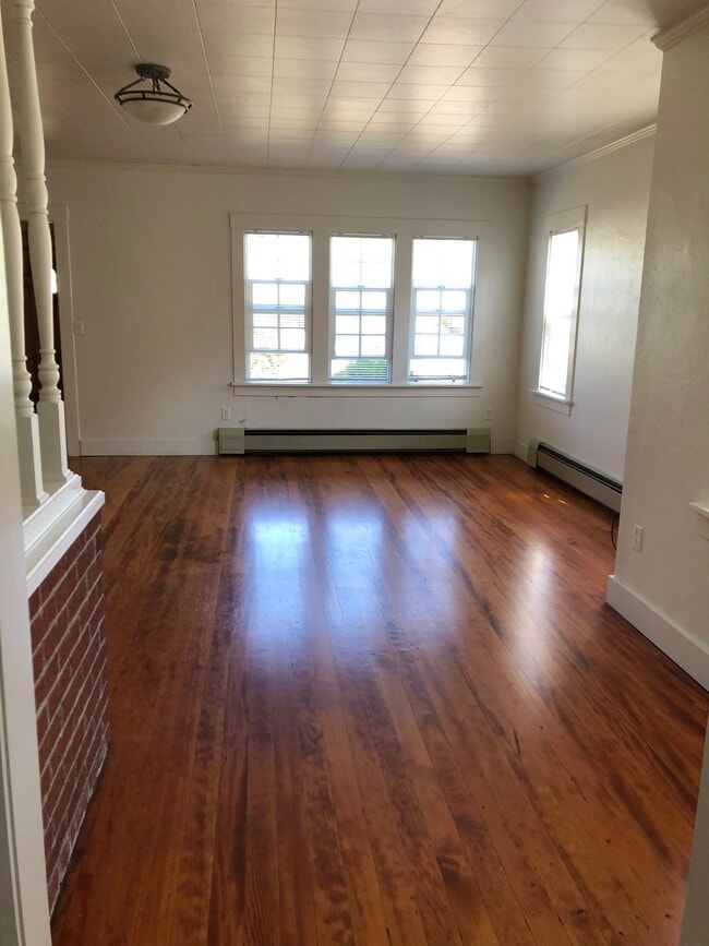 Photo - 1059 Main St Unit 1059 Main Street