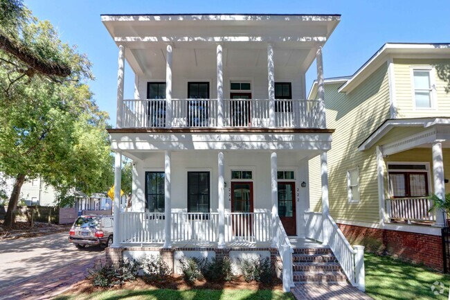 Building Photo - Downtown Savannah Rental