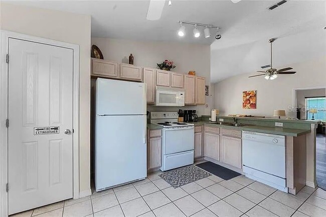 Photo - 528 Reserve Dr