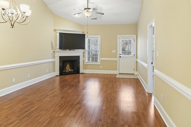 Photo - 1624 Brook Hollow Dr