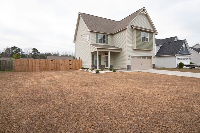 Photo - 303 Channel Run Ln