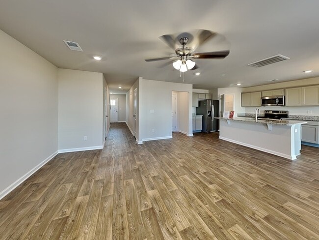 Photo - 473 Red Poll Wy