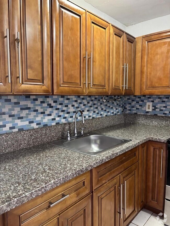 Building Photo - 482 NW 165th St Unit A-502 Rental
