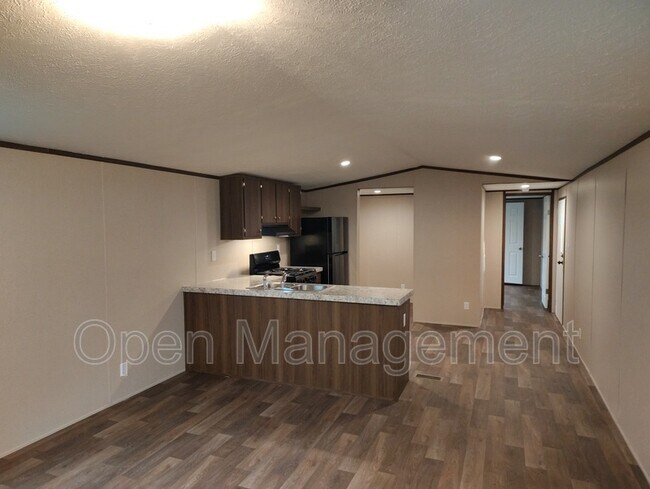Photo - 24 Erin Ln