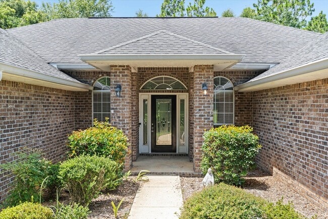 Photo - Spacious 4-bedroom Retreat