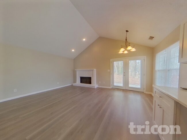 Photo - 4122 Autumn Lake Dr