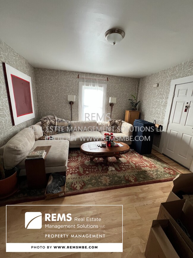 Building Photo - 947 Williamson St Unit 2 - Upper