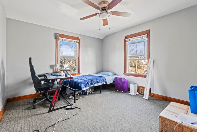 Photo - 5003 Erie St