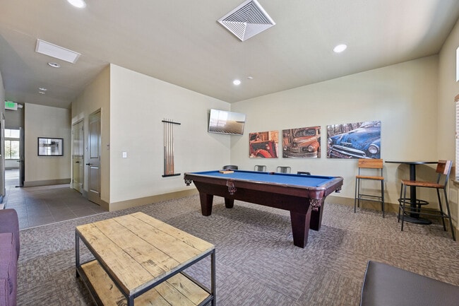 Photo - Copper Creek Apts